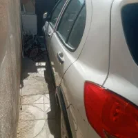 کوییک r402تصادفی