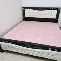 تخت خواب دونفره به همراه تشک طبی|تخت و سرویس خواب|مرند, |دیوار