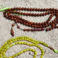 تسبیح|جواهرات|باوی, |دیوار