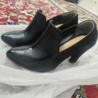 کفش پاشنه دار