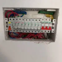 برق کاری(اجرا تخصصی لاین نوری و نور پردازی)|خدمات پیشه و مهارت|ابهر, |دیوار