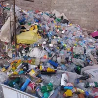 مرکزخرید ضایعات تمام ضایعات پلاستیک کارتن آهن و...|عمدهفروشی|بهبهان, |دیوار