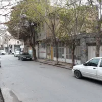 خانه-ویلایی-و-مغازه-تجاری-فروشی