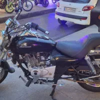 باجاج اونجر (Avenger) مدل ۱۳۹۰، تمیز و کمخرج