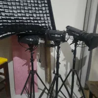 سه عدد فلش،چتر اتلیه