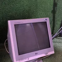 مانیتور قدیمی