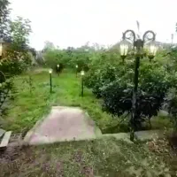 خونه باغ۱۰۰۰متری با ۲۰۰متر بنا.باسند