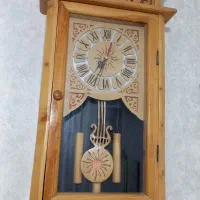 ساعت دیواری چوبی