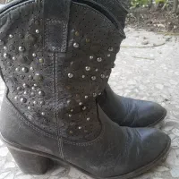 چکمه و پوتین|کیف، کفش، کمربند|کیاشهر, |دیوار