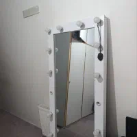 اینه|آینه|گلستان (تهران), |دیوار