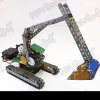 مدرسه رباتیک آزاد مظفر