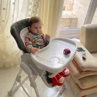 صندلی غذا کودک در حد نو