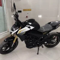 موتور سیکلت کی وی ۲۴۹ نیکران صفر کیلومتر