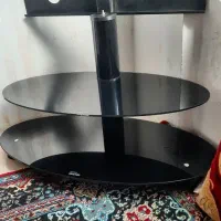 میز تلویزیون شیشه ای،  قیمت  ۵۵۰ ت مقطوع|میز تلویزیون|آستانه اشرفیه, |دیوار