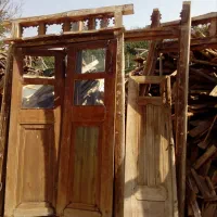 فروش درچوبی باقدمت بالا|کلکسیون اشیاء عتیقه|ابهر, |دیوار