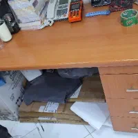 میز مناسب برای مغازه و فروشگاه