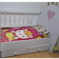 تخت دخترانه