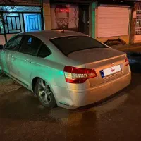 C5 سیتروئن نقره ای ۲۰۰۹