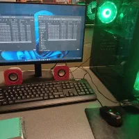 کامپیوتر گیمینگ  win 11 pro 25H2 ram 16 ssd sata 3