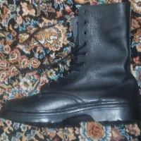 پوتین و لباس مرزبانی