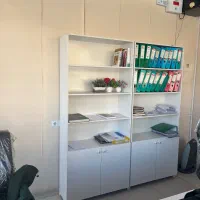 میز و صندلی و کمد مناسب دفتر و محل کار و منزل