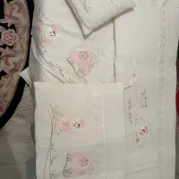 رو تختی نوزاد چند تکه در حد نو