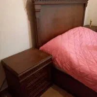 تخت خواب قایقی دونفره همراه با دوعدد پاتختی