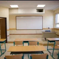 معلم  مدرسه غیر انتفاعی