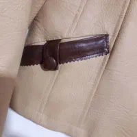 کت دخترانه|لباس|تالش, هشتپر|دیوار