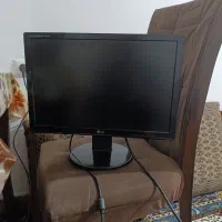 مانیتور ال جی ۱۹ اینچ سالم بدون تعمیر