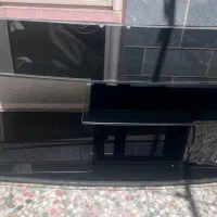 میز تلویزیون شیشه ای ۸