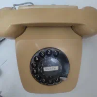 سه گوشی تلفن رومیزی نوستالژیک قدیمی