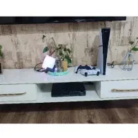 میزی تی وی درحد نو بدون خط وخش
