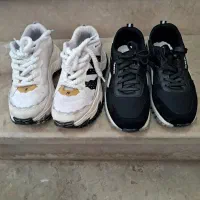 دو عدد کتونی