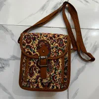 کیف و صندل|کیف، کفش، کمربند|رشت, جهاد|دیوار