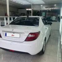 دنا پلاس ۶ سرعته دستی