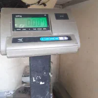 باسکول دیجیتال ۳۰۰ کلیو