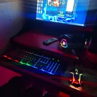 کیس گیمینگ و صندلی گیمینگ هدفون کیبورد موس گیمینگ