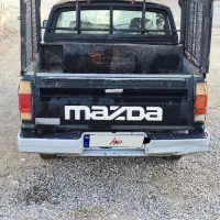 وانت مزدا دوکابین