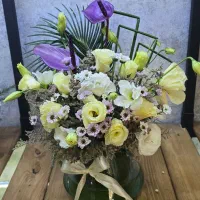 باکس گل و دسته گل