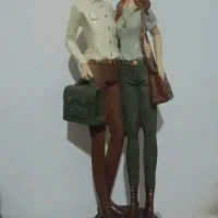 یک عدد مجسمه زن و شوهر