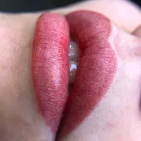 خدمات فیبروز ابرو ،شیدینگ لب،لیفت ابرو،اصلاح ابرو