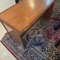 میز‌ تحریر چوبی