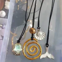 منجوق و گرنبند