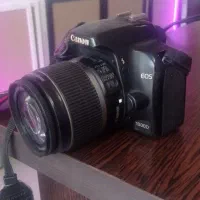 دوربین کنون دی 1000