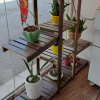 استند گل چوبی