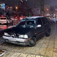 هاچبک مشکی ۸۸ شاسی سالم