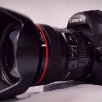 استخدام فتوشاپکار حرفه ای خانم حقوق ۱۲ تومن