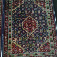 فرش دستباف قدیمی با قدمت ۵۷ سال با ابعاد ۷۰ * ۱