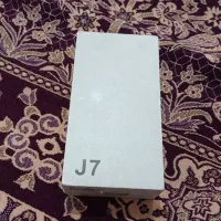 گوشی J7در حد نو